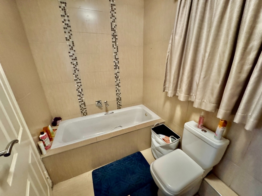 2 Bedroom Property for Sale in Die Bult North West